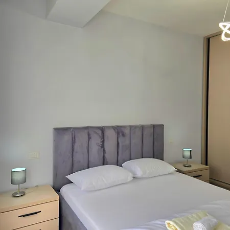 Happy By The Sea 092 Apartman